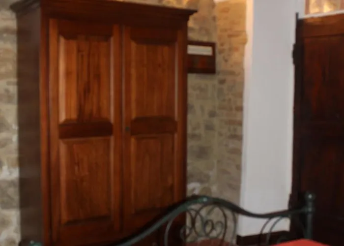 Borgo Medioevale Rosa Del Castello Deruta